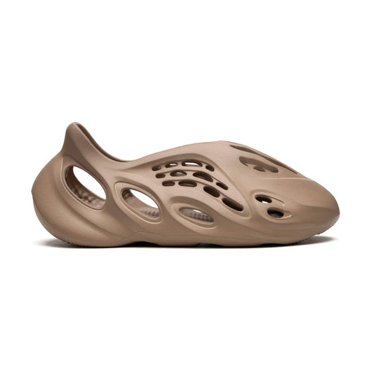 Yeezy Foam Runners ¨Clay Taupe¨