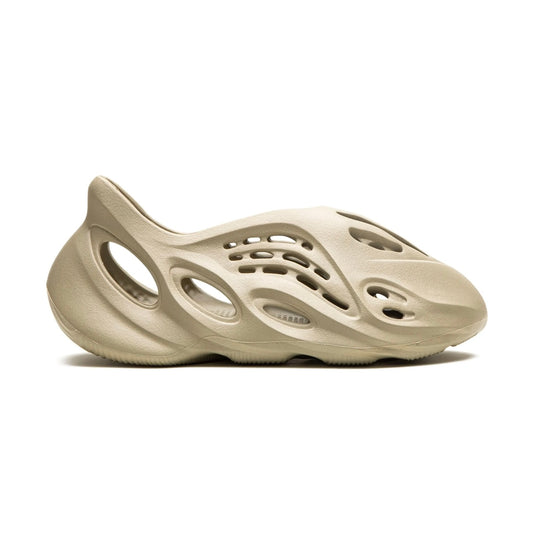 Yeezy Foam Runners ¨Stone Salt¨